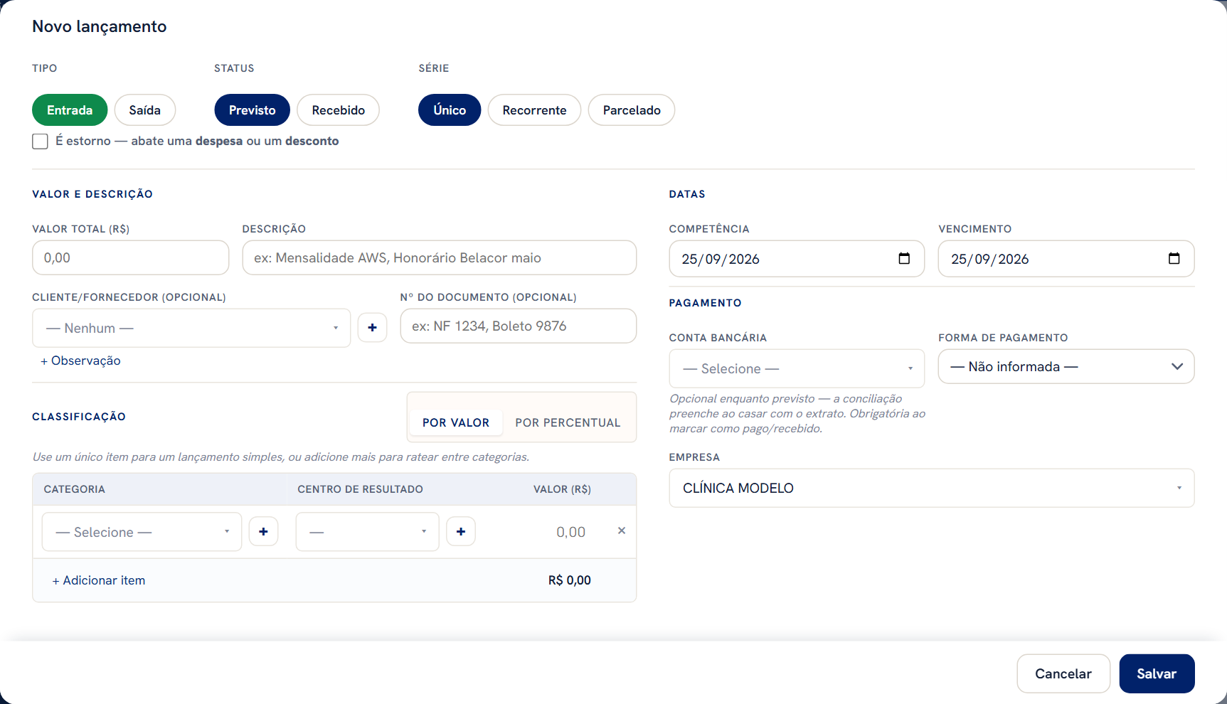 Janela Novo lançamento, com as seções Valor e descrição, Classificação, Datas e Pagamento, e os botões Cancelar e Salvar no rodapé.